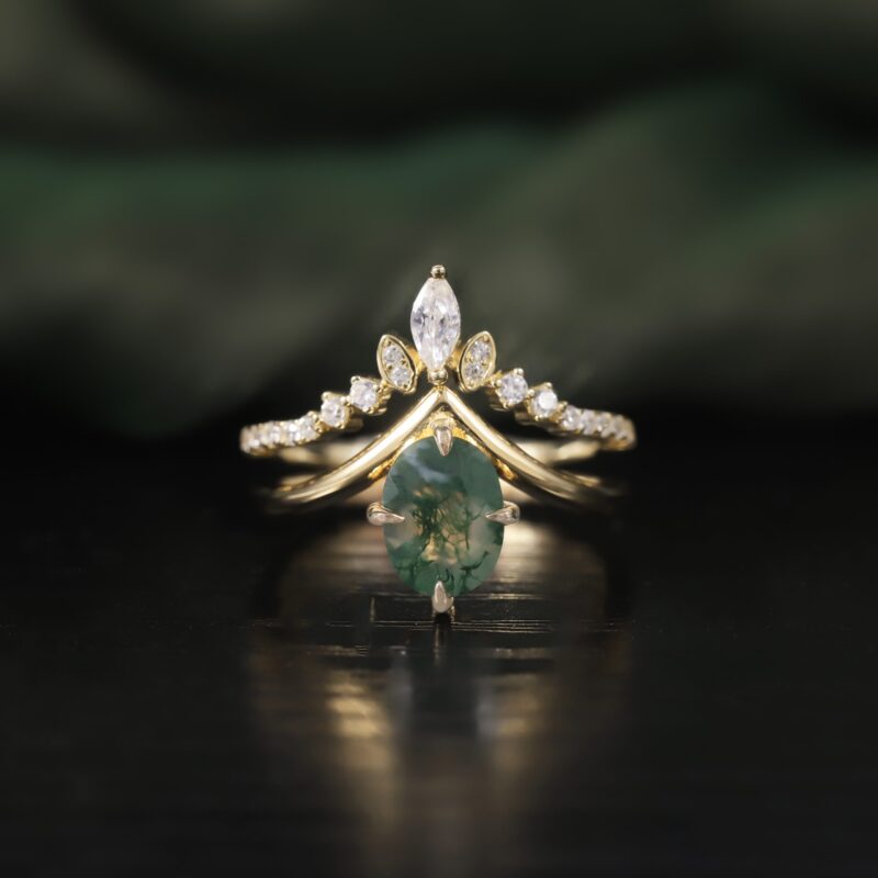 A valley of forest magic  V-Shape 6X8mm Oval Moss Agate Ring Set in 18K gold plated over 925 sterling silver